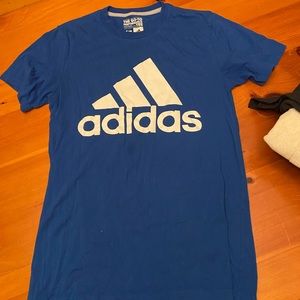 Adidas tee